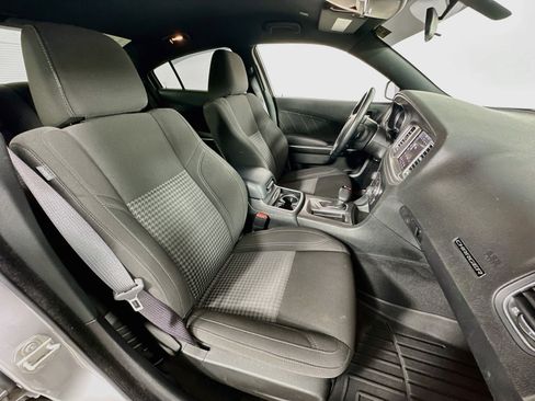 Used 2023 Dodge Charger SXT RWD image 25