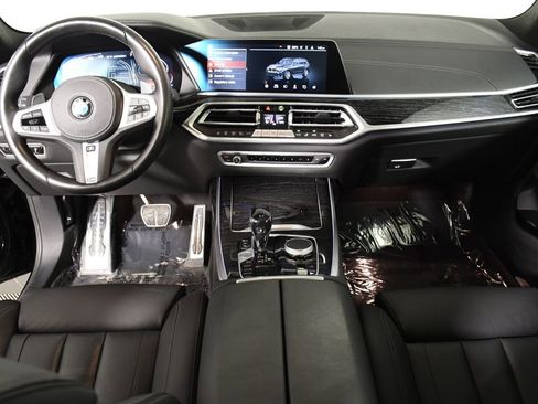 Used 2021 BMW X7 M50i w/ Cold Weather Package AWD/4WD image 30