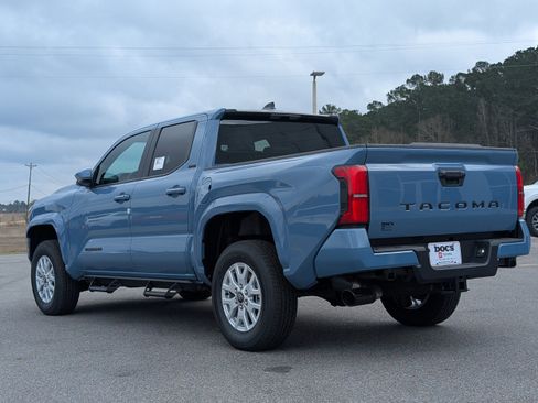 New 2026 Toyota Tacoma SR5 image 3