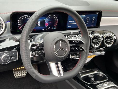 Certified 2025 Mercedes-Benz CLA 250 4MATIC image 14