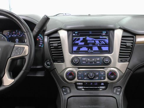 Used 2020 GMC Yukon Denali w/ Denali Premium Package AWD/4WD image 56
