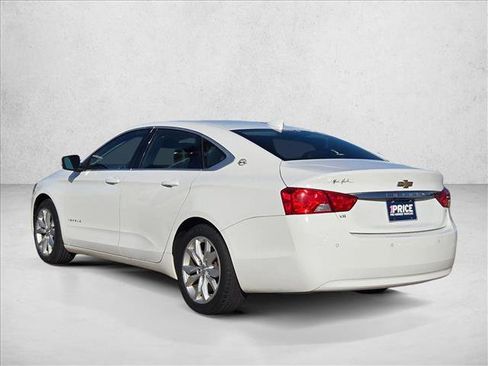 Used 2016 Chevrolet Impala LT w/ Convenience Package image 3
