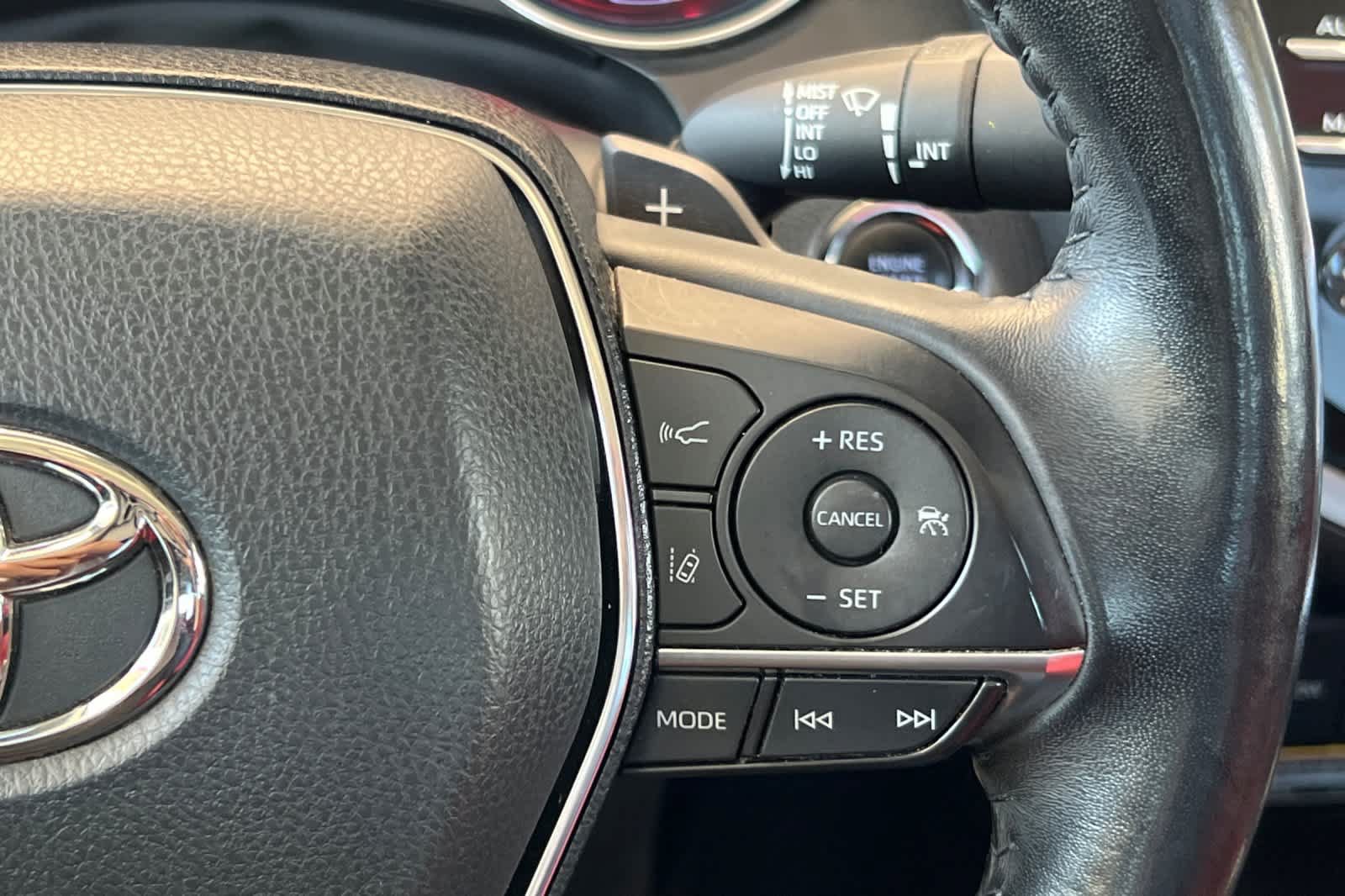 Used 2020 Toyota Camry XSE w/ Driver Assist Package FWD image 28