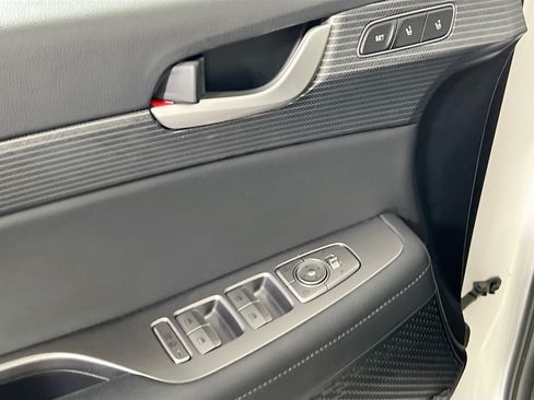 Used 2023 Hyundai Palisade Limited AWD/4WD image 18