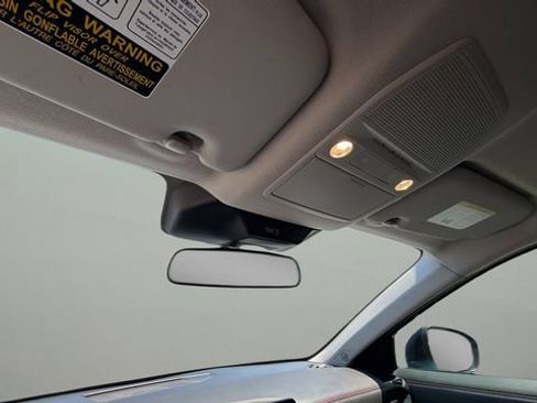 Used 2025 Nissan Kicks SR FWD image 27