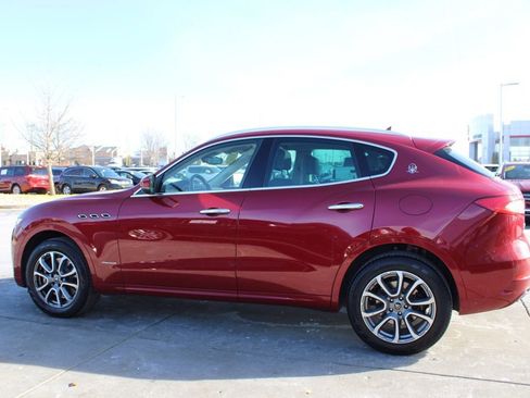 Used 2020 Maserati Levante S GranLusso image 4