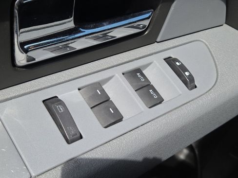 Used 2013 Ford F150 XLT w/ Luxury Equipment Group AWD/4WD image 22