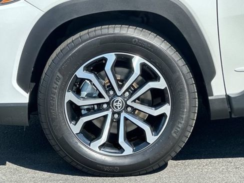 Used 2023 Toyota Corolla Cross AWD Hybrid image 29