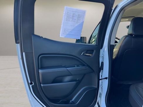 Used 2018 GMC Canyon SLT w/ Driver Alert Package image 40