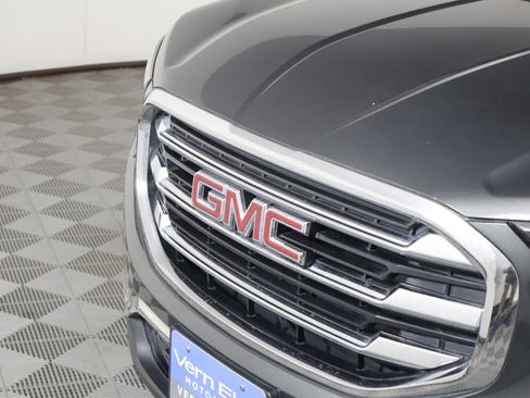 Used 2021 GMC Terrain SLT image 11