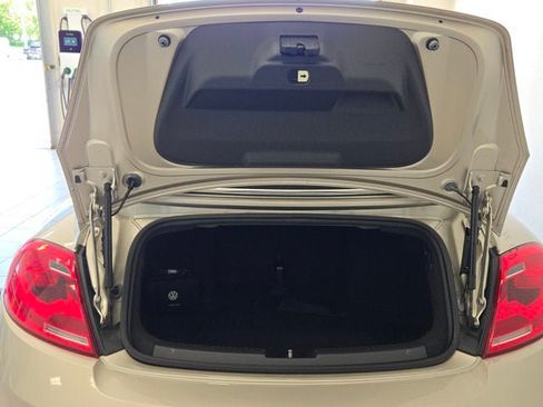 Used 2013 Volkswagen Beetle 2.5 FWD image 11