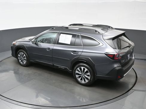 Used 2023 Subaru Outback Limited AWD/4WD image 38