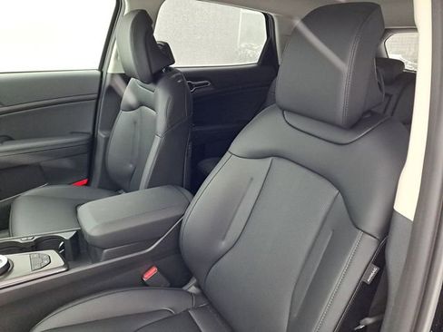 New 2026 Kia Sportage EX image 5