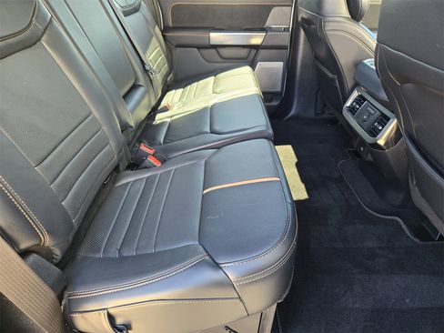 Used 2024 Ford F350 Platinum image 30