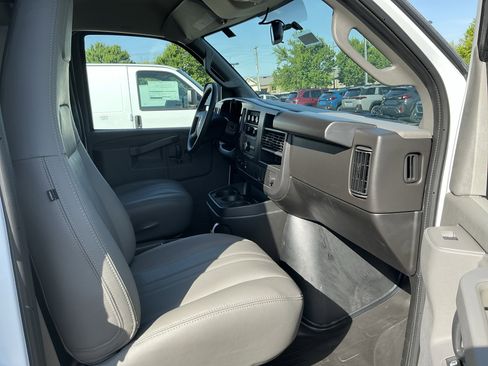 New 2026 Chevrolet Express 3500 Extended w/ Driver Convenience Package RWD image 21