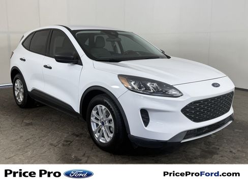 Used 2022 Ford Escape S FWD image 1
