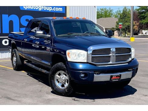 Used 2009 Dodge Ram 2500 Truck Laramie AWD/4WD image 2