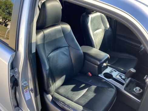 Used 2011 Toyota 4Runner Limited image 21