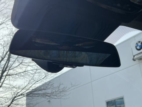 Used 2021 BMW X7 M50i image 27