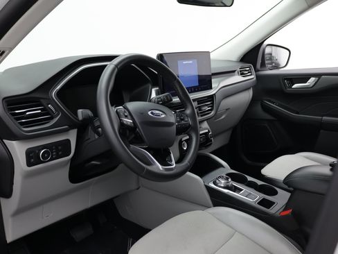 Used 2024 Ford Escape SE FWD image 15