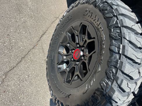Used 2024 Toyota Tacoma TRD Pro AWD/4WD image 37