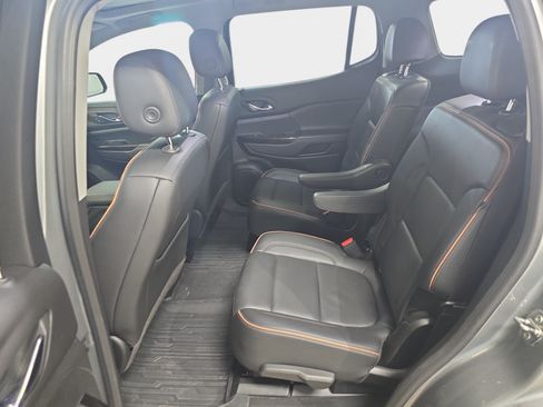 Used 2023 GMC Acadia AT4 w/ Technology Package AWD/4WD image 11