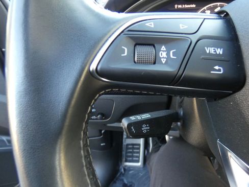 Used 2019 Audi SQ5 Premium Plus w/ Premium Plus Package image 78