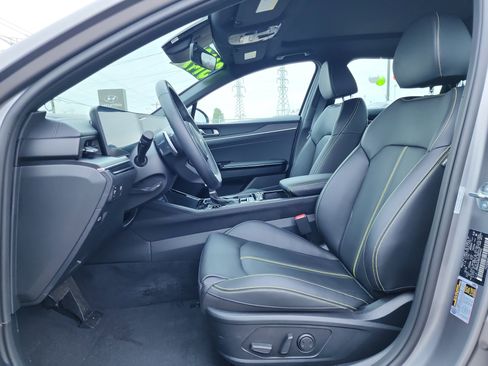 Used 2025 Kia K5 GT image 7