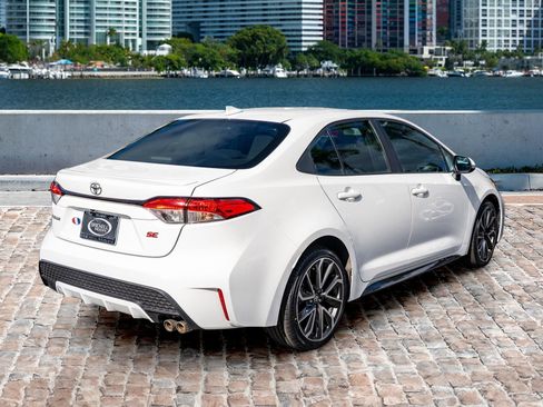 Used 2022 Toyota Corolla SE image 5