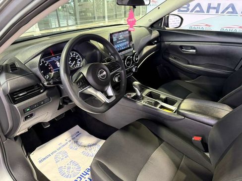 Used 2024 Nissan Sentra SV FWD image 32