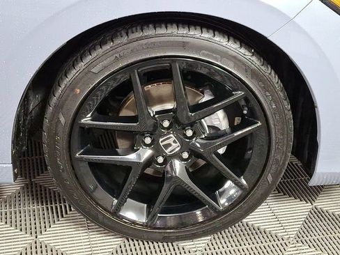 Used 2024 Honda Civic Sport image 11