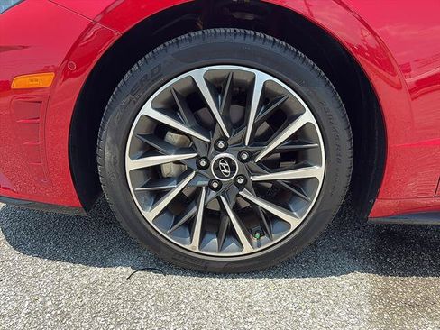 Used 2021 Hyundai Sonata Limited w/ Cargo Package FWD image 9