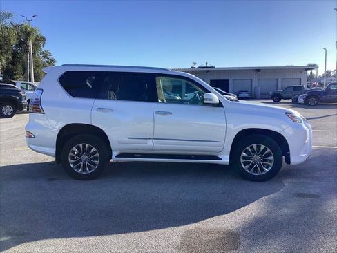 Used 2018 Lexus GX 460 Luxury image 4