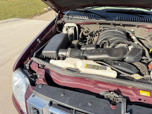 Used 2007 Ford Explorer Eddie Bauer image 39