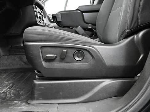 Used 2021 Chevrolet Tahoe 4WD image 20