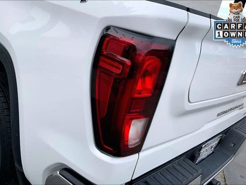 Used 2022 GMC Sierra 1500 SLE image 27