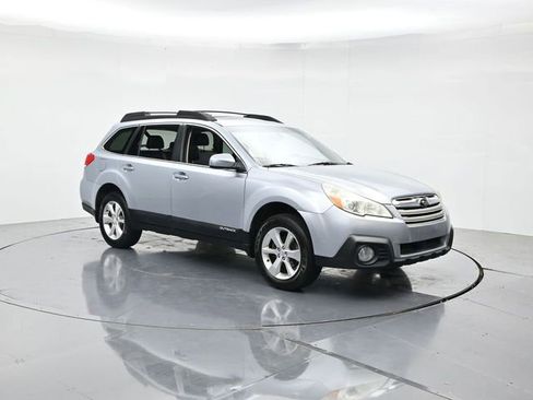 Used 2014 Subaru Outback 2.5i Limited AWD/4WD image 1