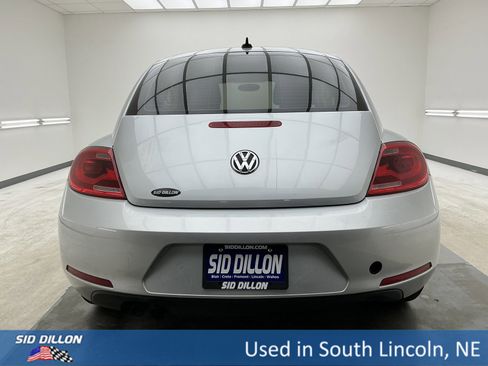 Used 2012 Volkswagen Beetle 2.5 image 5