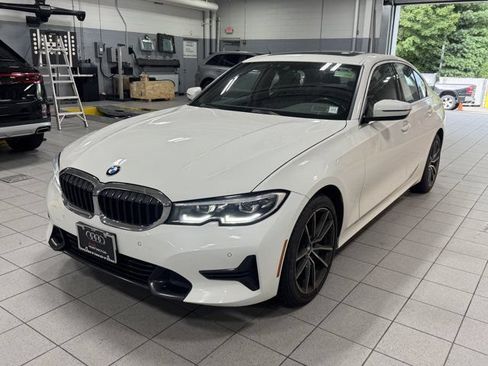 Used 2019 BMW 330i xDrive Sedan w/ Convenience Package AWD/4WD image 8