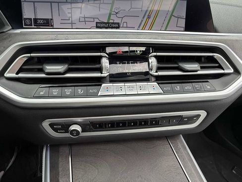 Used 2023 BMW X5 xDrive40i w/ M Sport Package AWD/4WD image 24