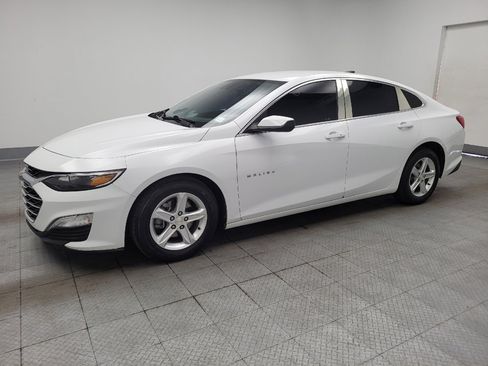 Used 2021 Chevrolet Malibu LS w/ Driver Confidence Package II FWD image 2