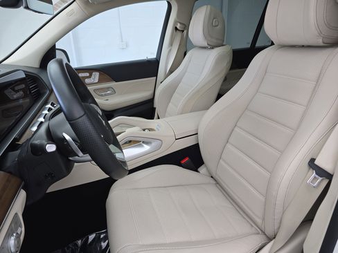 Certified 2023 Mercedes-Benz GLS 580 4MATIC image 16