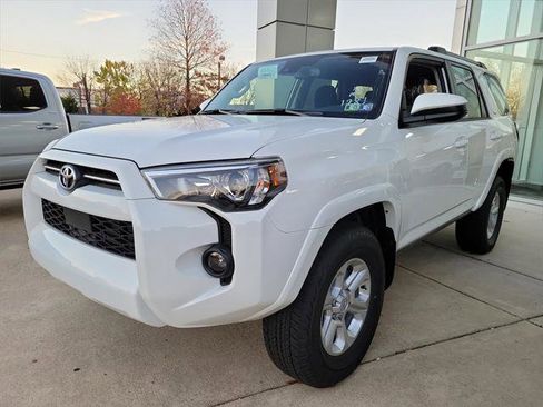 Certified 2023 Toyota 4Runner SR5 image 3