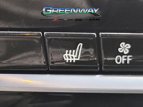 Used 2023 BMW 530i w/ Convenience Package image 51