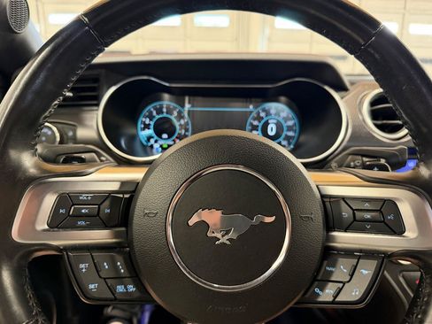 Used 2019 Ford Mustang GT Premium w/ Equipment Group 401A RWD image 16