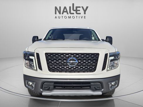 Used 2018 Nissan Titan PRO-4X image 7