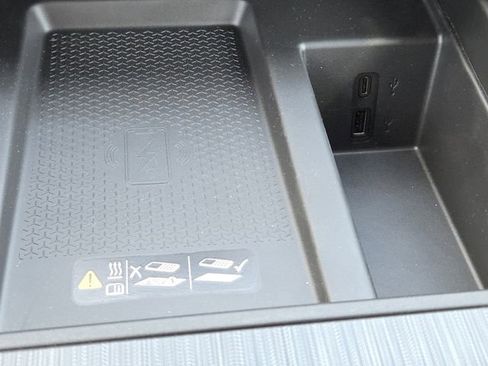 New 2026 GMC Acadia Elevation w/ Black Edition image 9