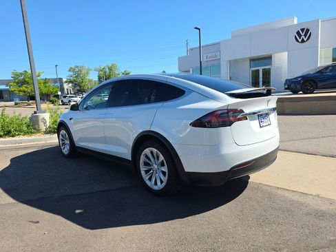Used 2019 Tesla Model X AWD/4WD image 3