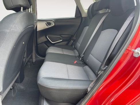 Used 2022 Kia Soul LX FWD image 30