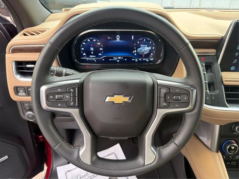 Used 2024 Chevrolet Tahoe Premier image 16